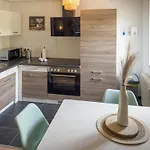 아파트 Immostay S#ferienhaus - Parken & Wifi 브레멘