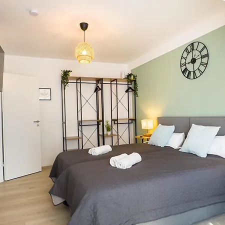 Immostay S#ferienhaus - Mit Balkon & Wifi * Bremen