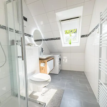 Immostay S#ferienhaus - Mit Balkon & Wifi * Brema