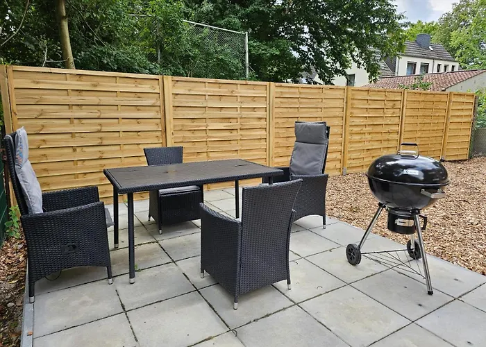 Immostay S#ferienhaus - Parken & Wifi Апартаменти *